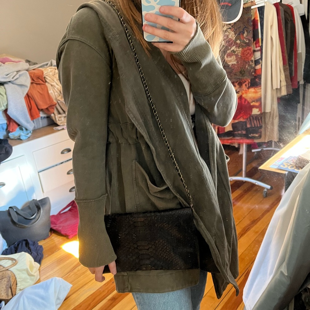 Indo cross body